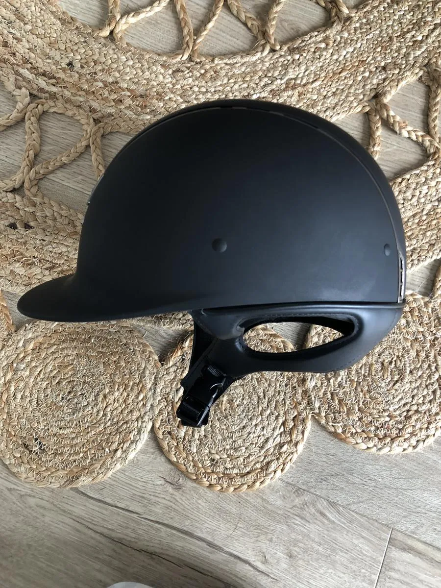 Casque Noir Samshield Shadow Mat