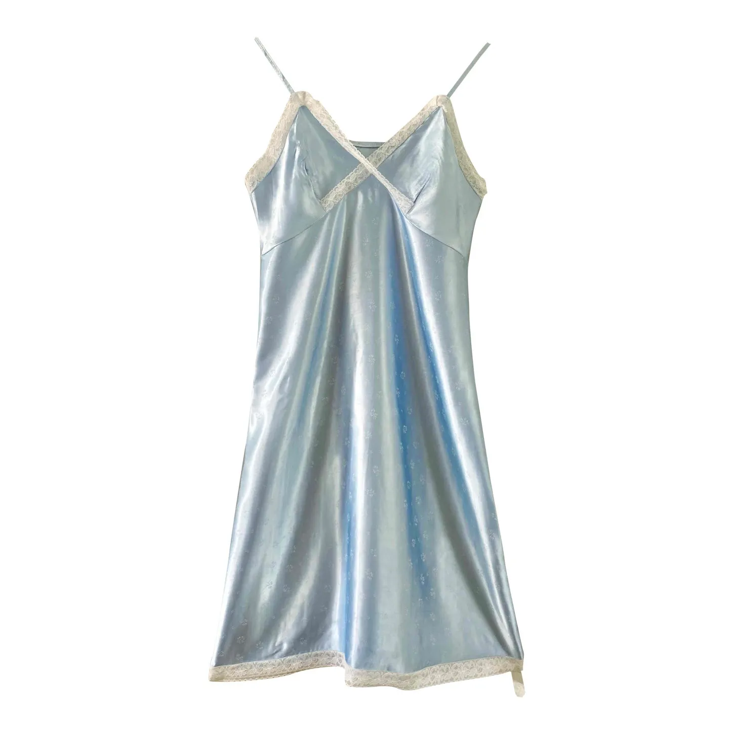 Nuisette en satin