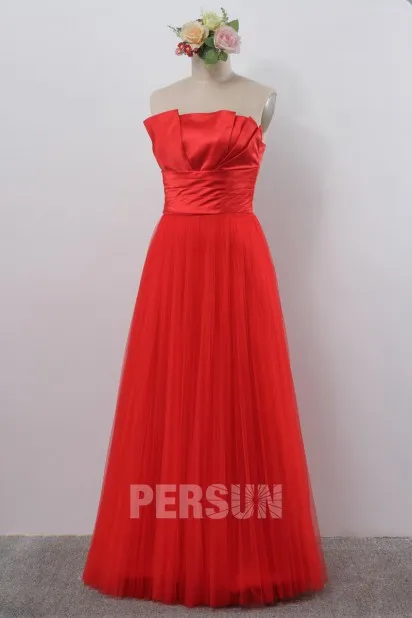 Robe de bal empire rouge à bustier drapé à jupe plissée en tulle